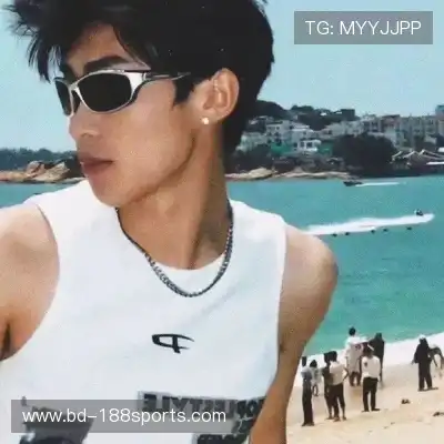 裴允盼